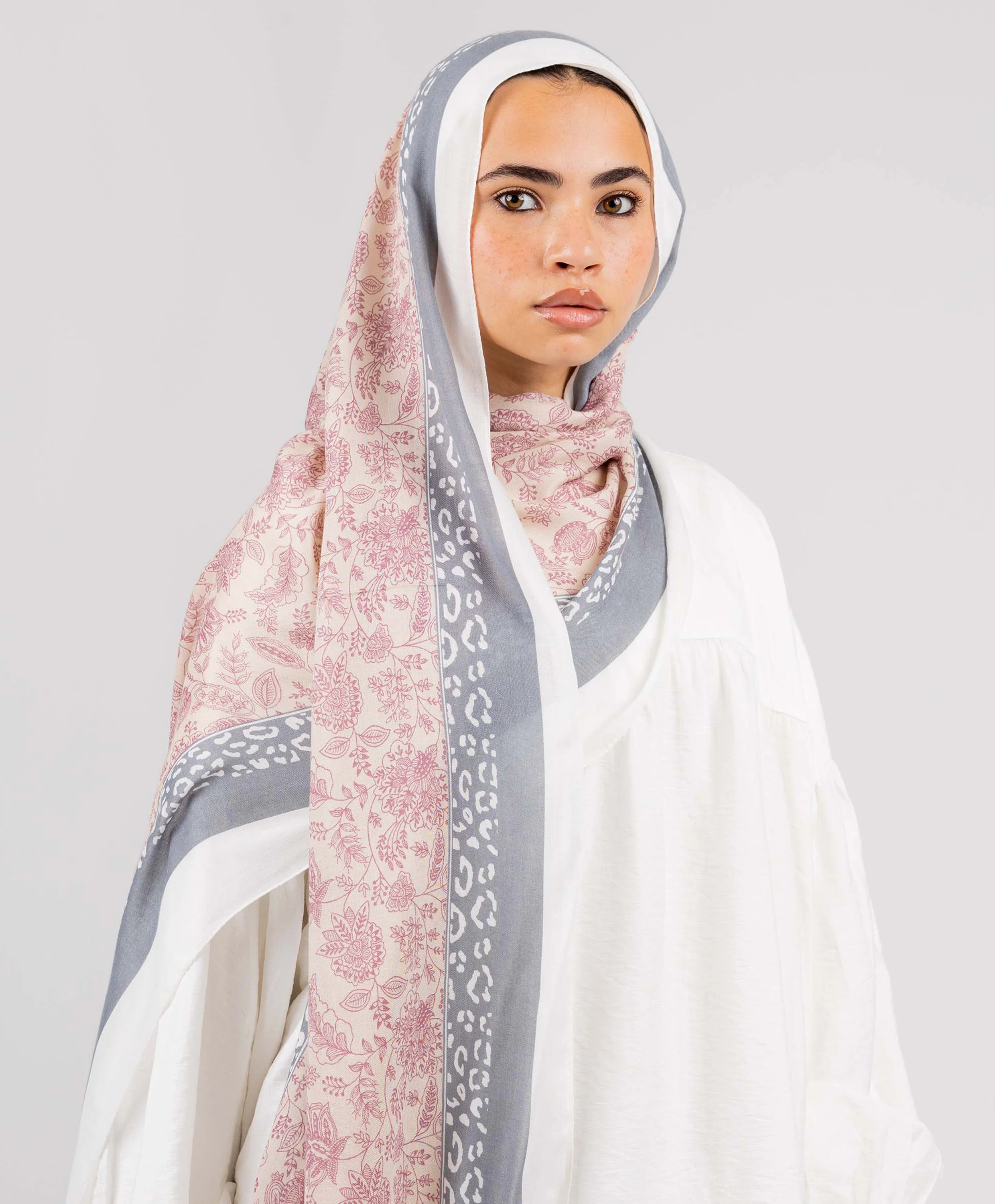 Bloom Modal Scarf - Image 2