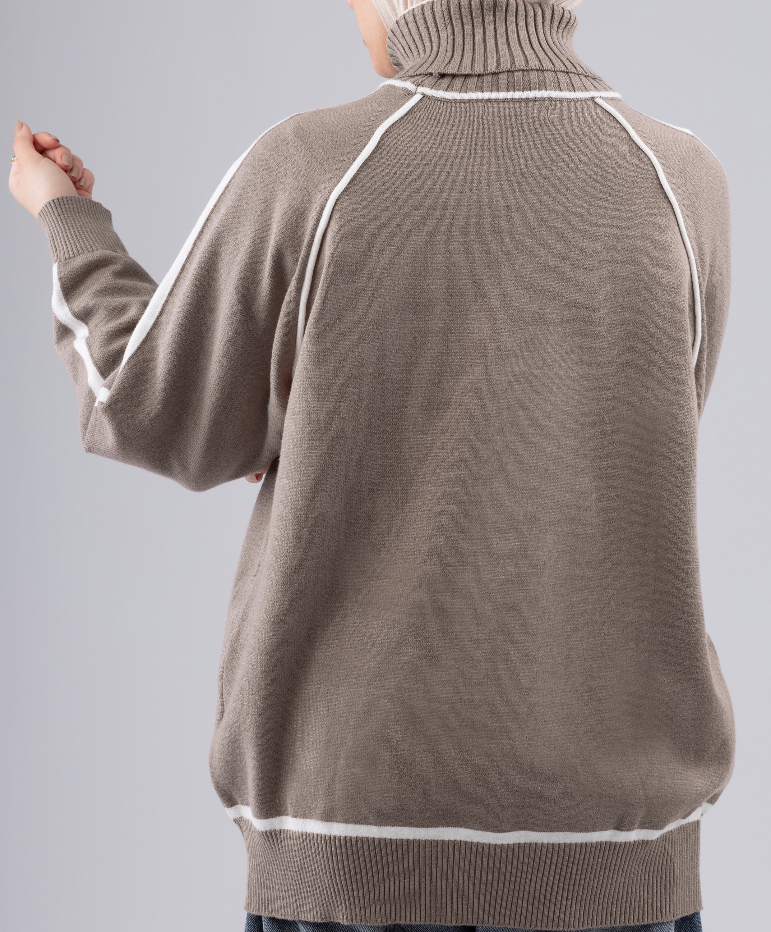 Chilly Pullover - Image 4