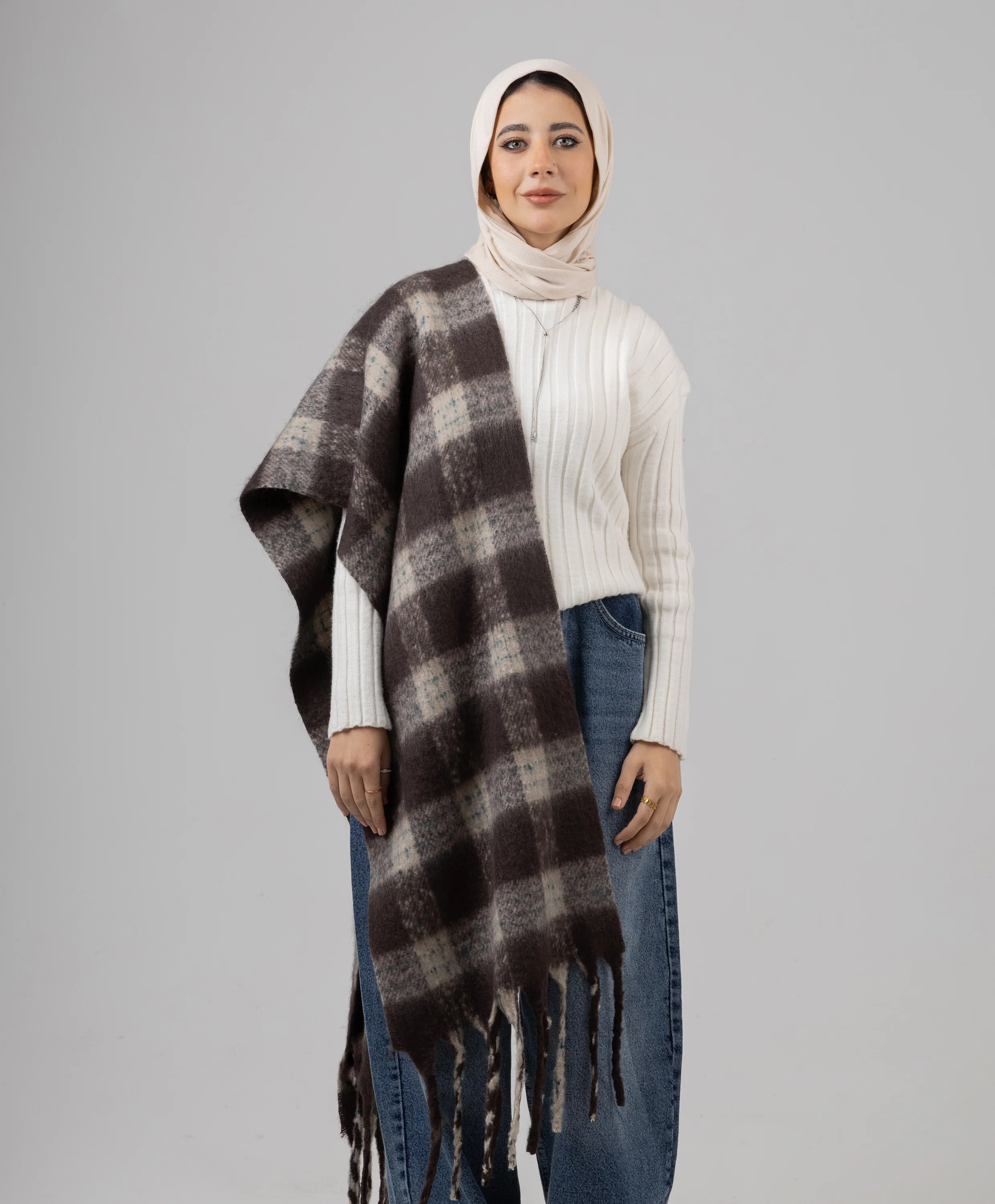 Cozy Plaid Winter Shawl - Image 6
