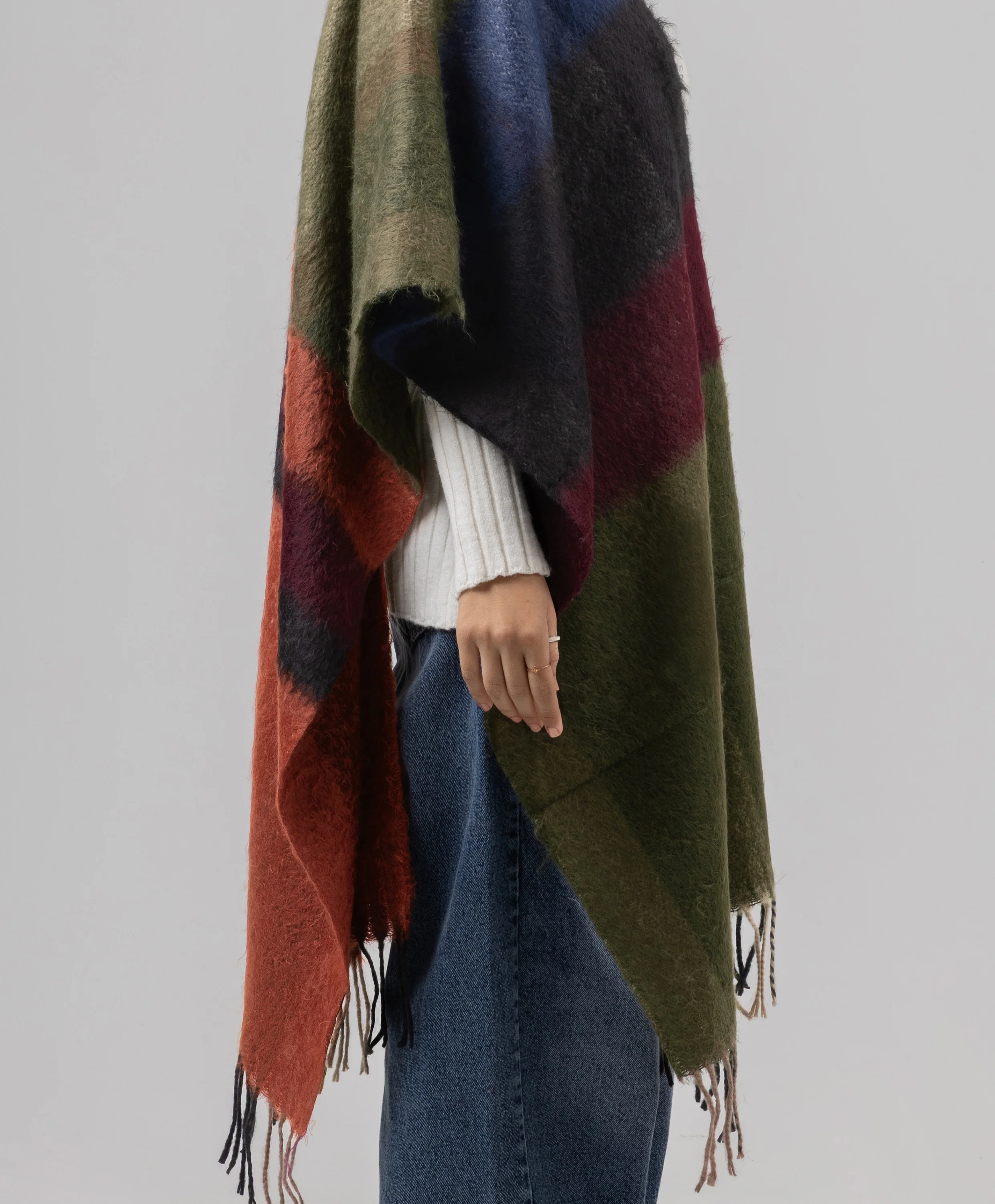 Cozy Striped Shawl - Image 4