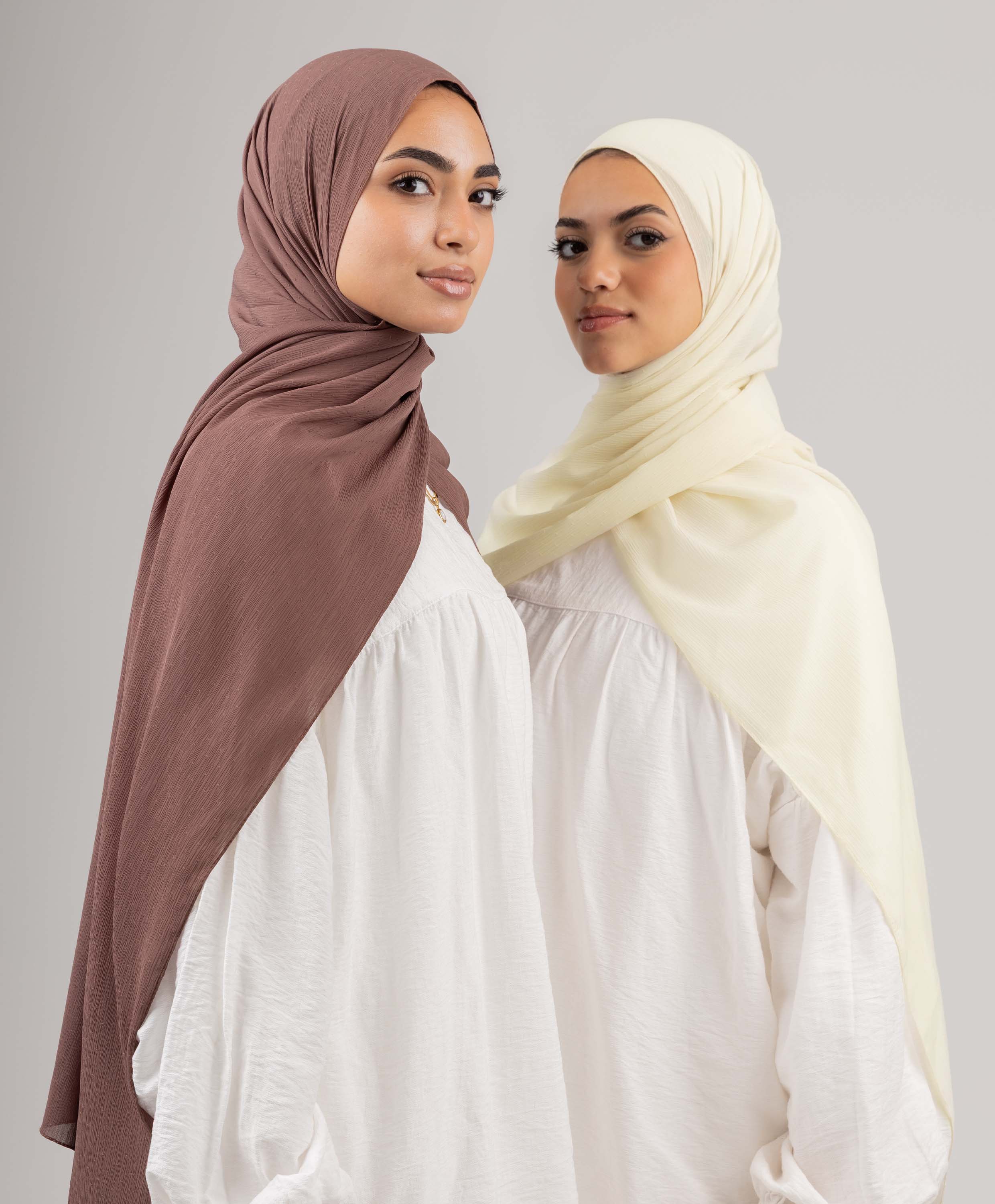 Dots Crinkle Chiffon Scarf - Image 2