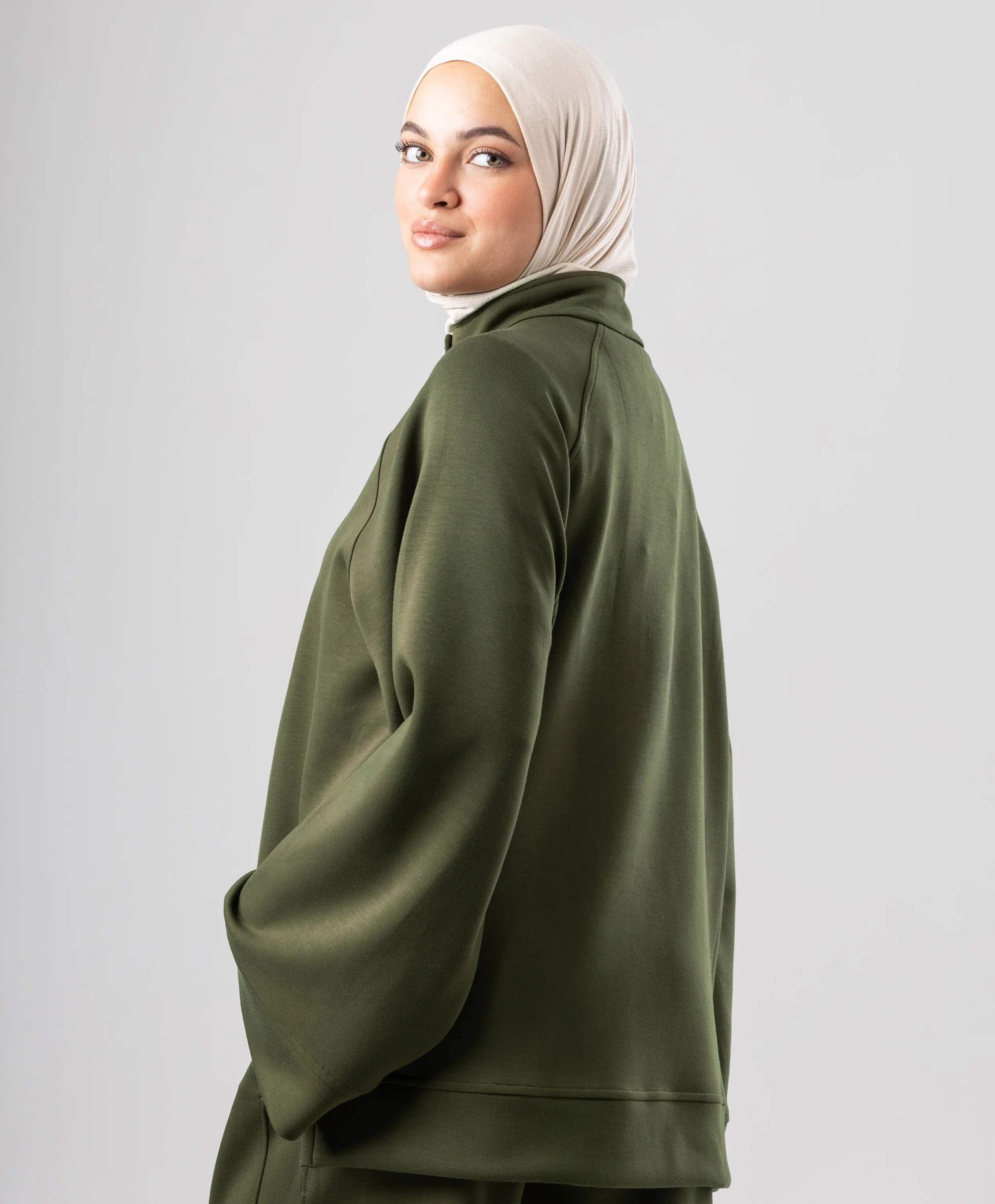 Essential Set - Image 3