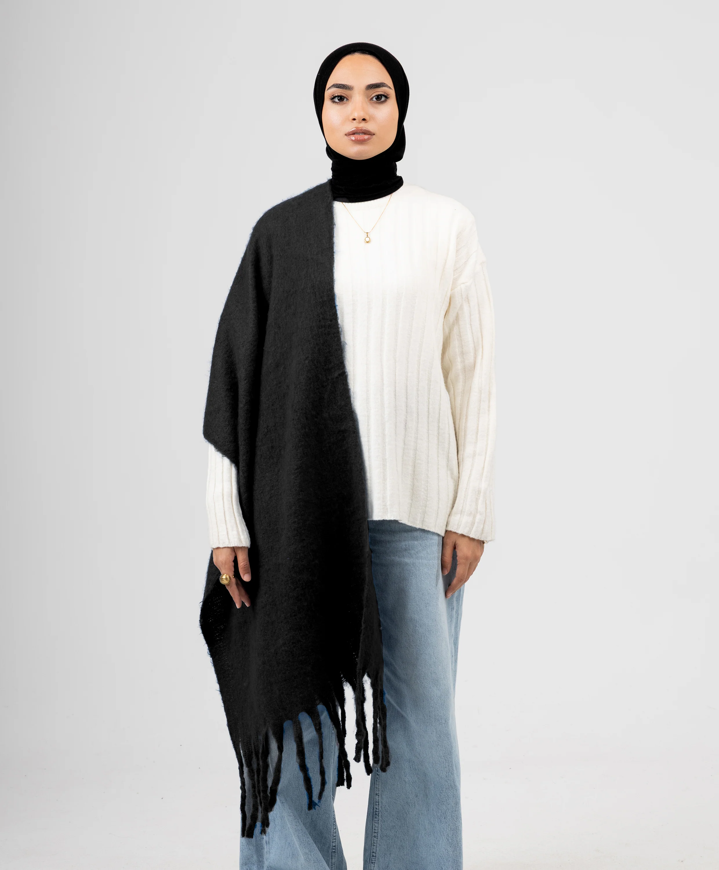 Essential Shawl - Image 45