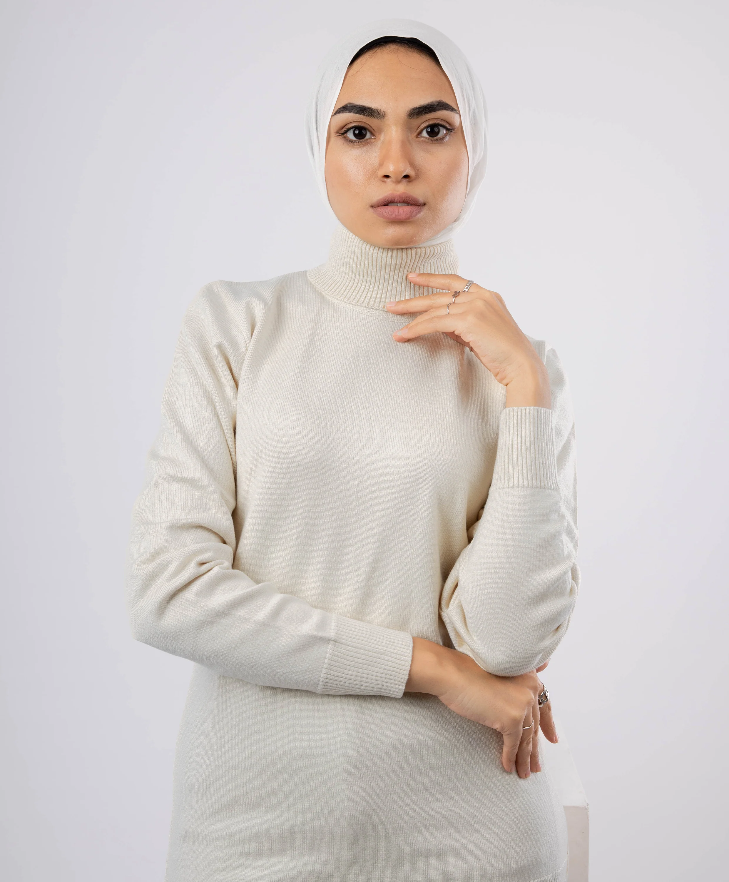 Fitted Basic Pullover - Image 11