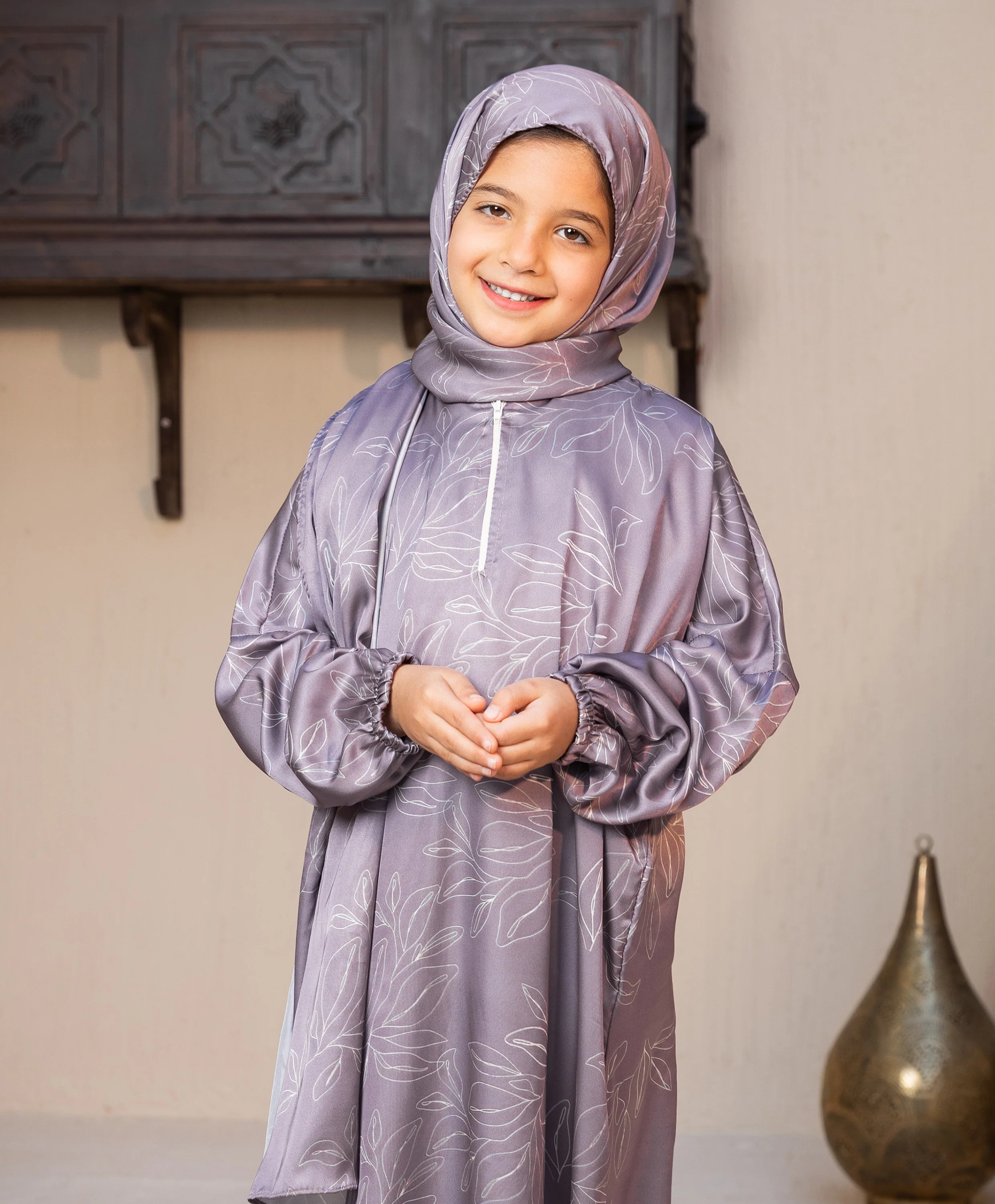 Floral Satin Kids Isdal - Image 2