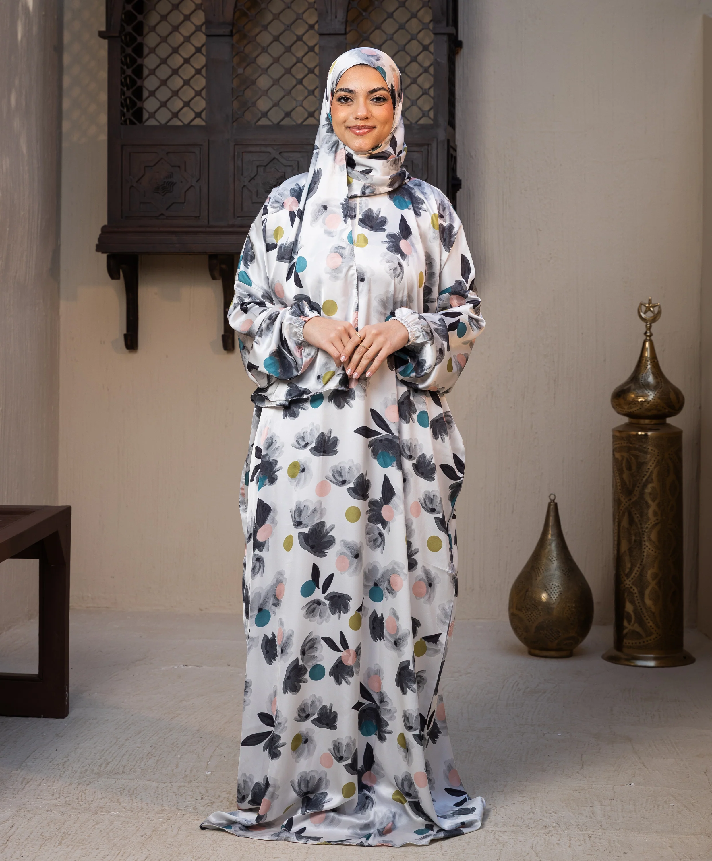 Flowery Satin Isdal
