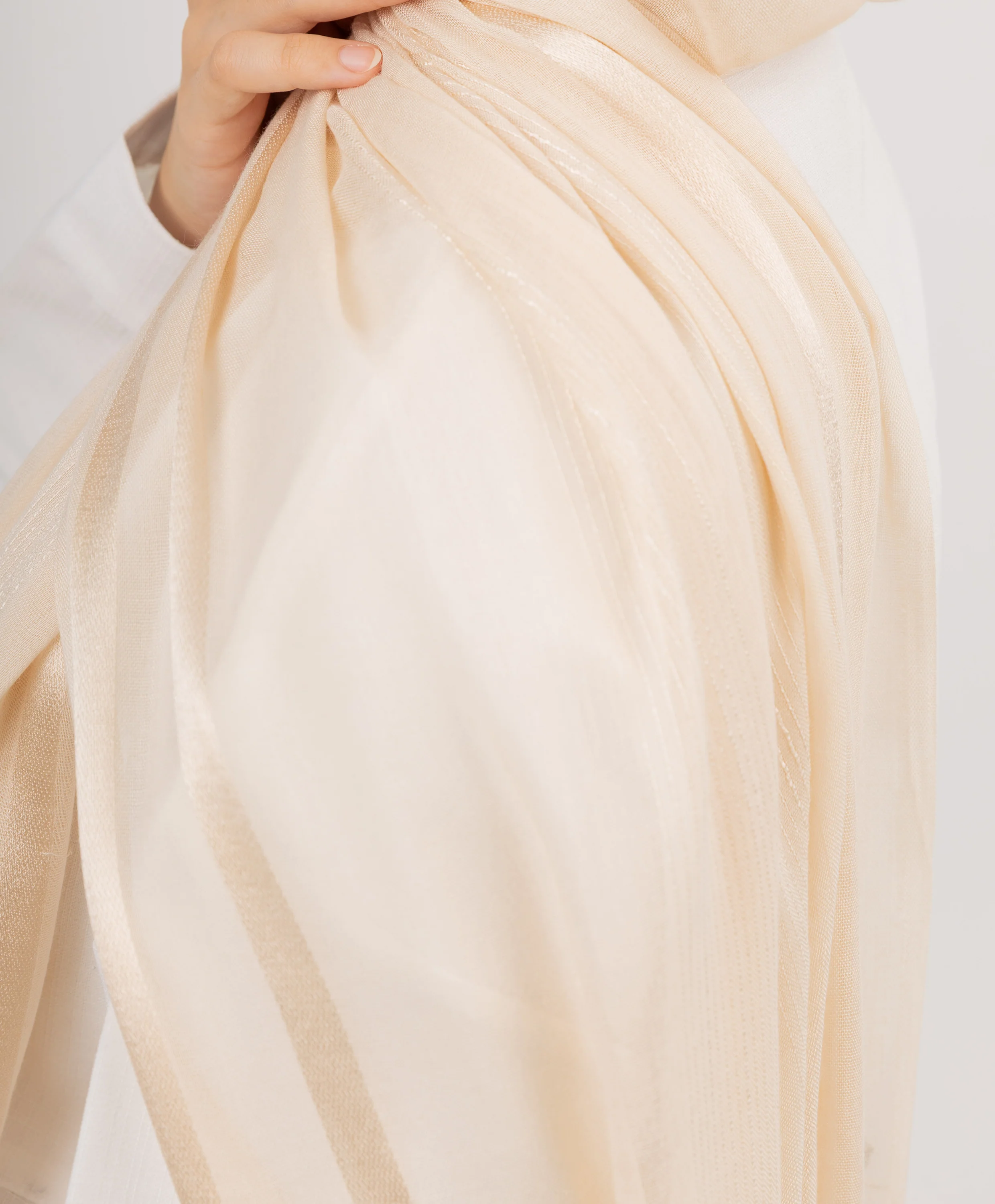 Linear Bocca Scarf - Image 2