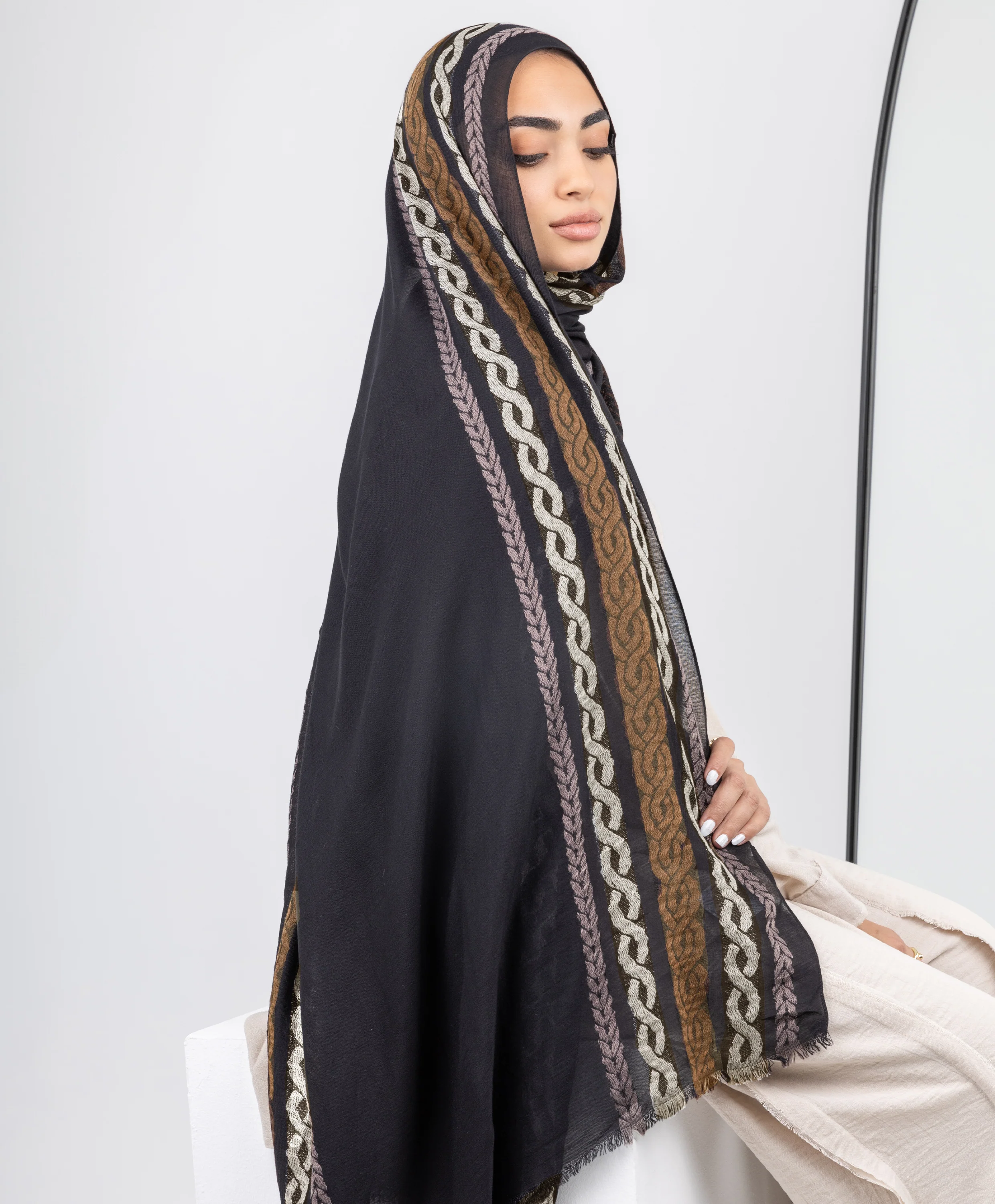 Nightmare Glamour Scarf - Image 5
