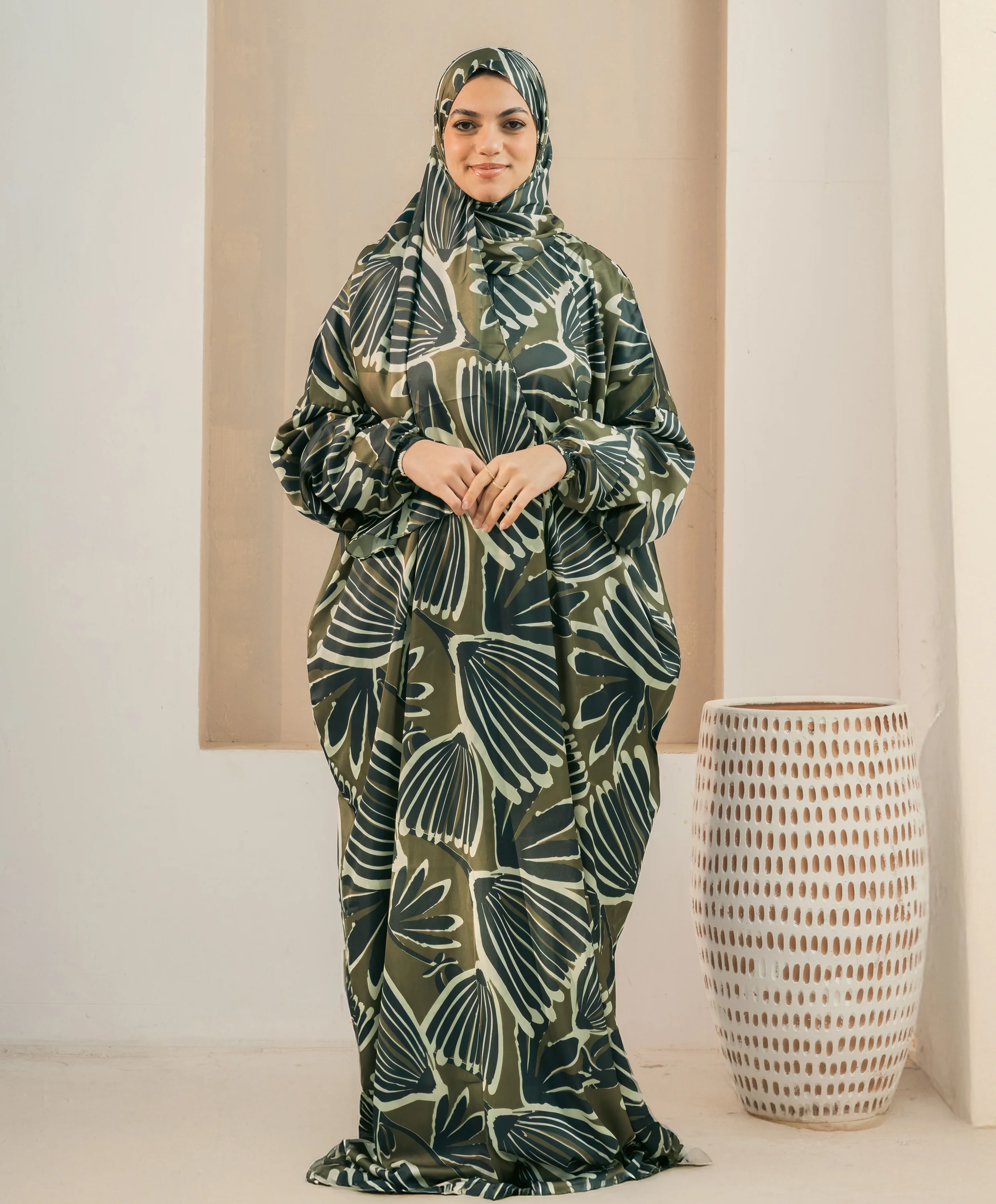 Palm Satin Isdal