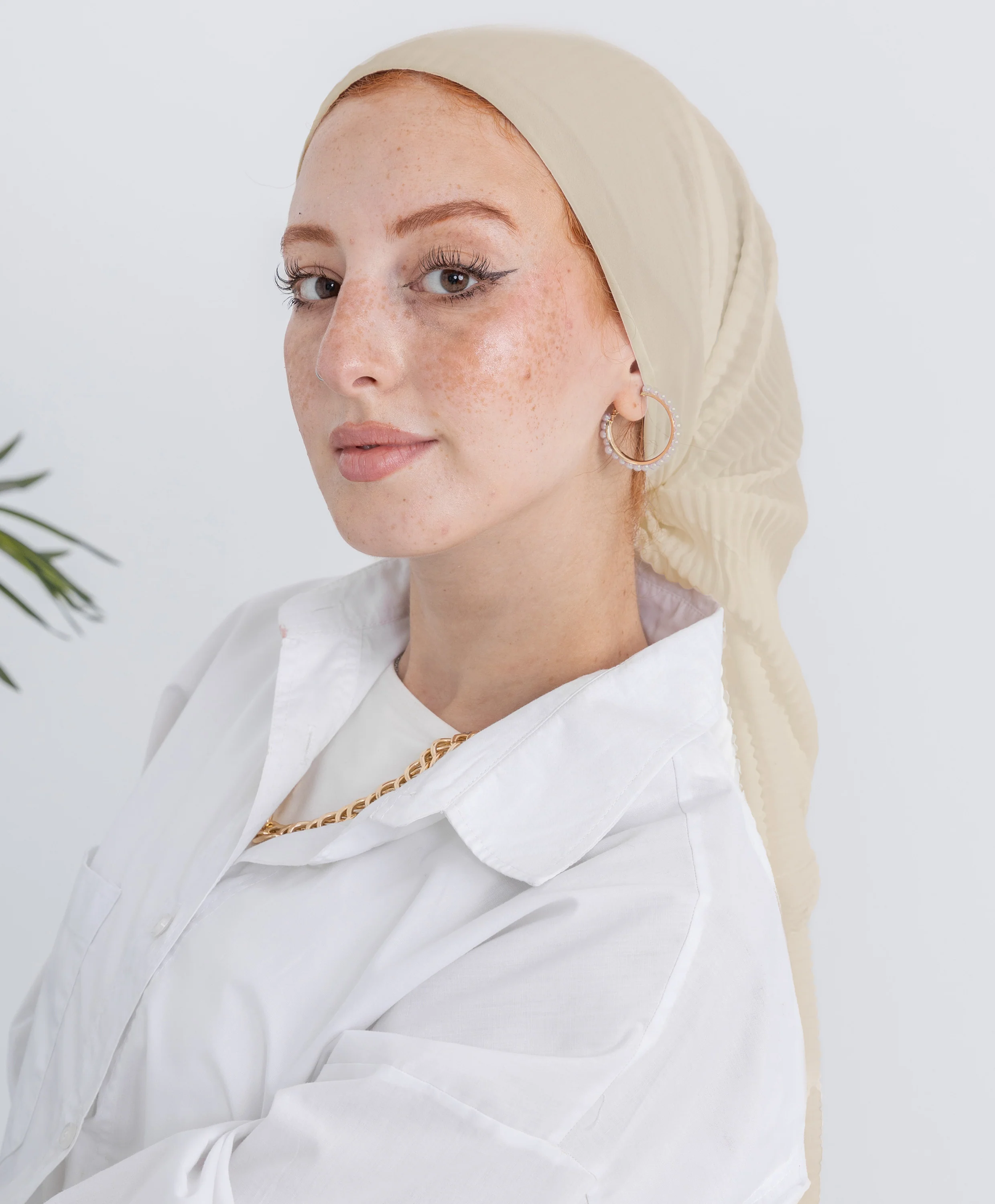 Pleated Plain Square Scarf - Image 13
