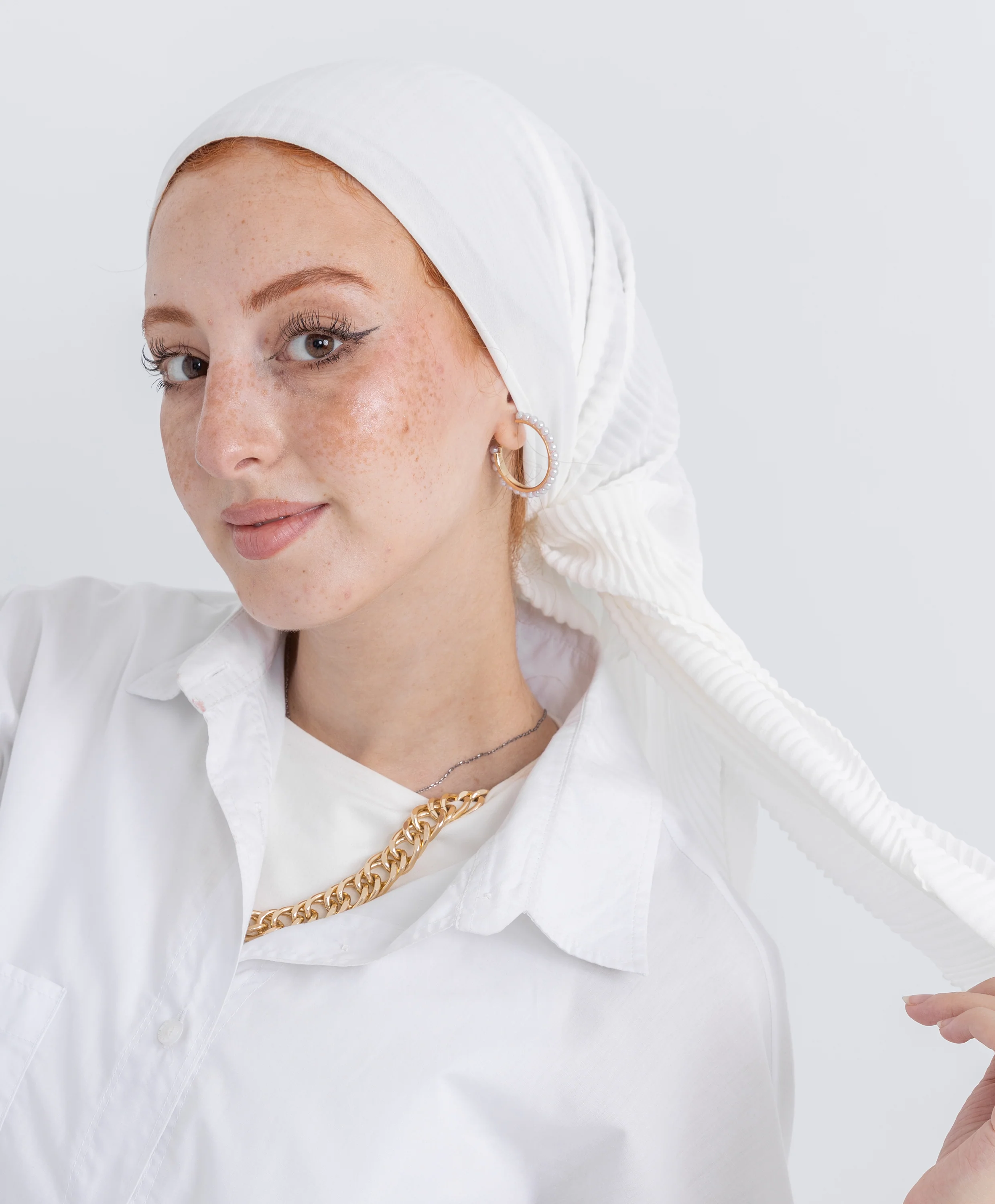Pleated Plain Square Scarf - Image 4