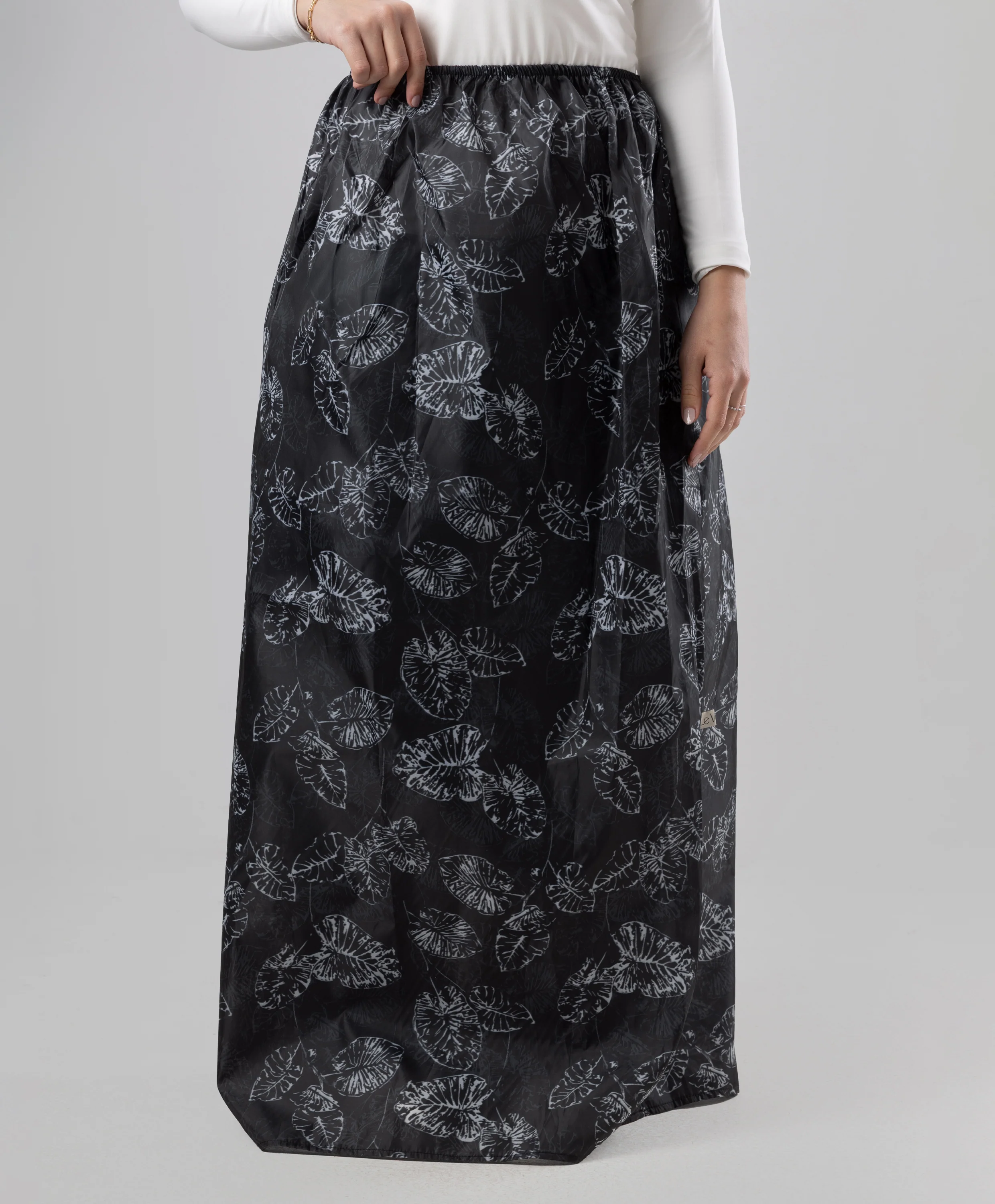 Printed Portable Skirt - Image 7
