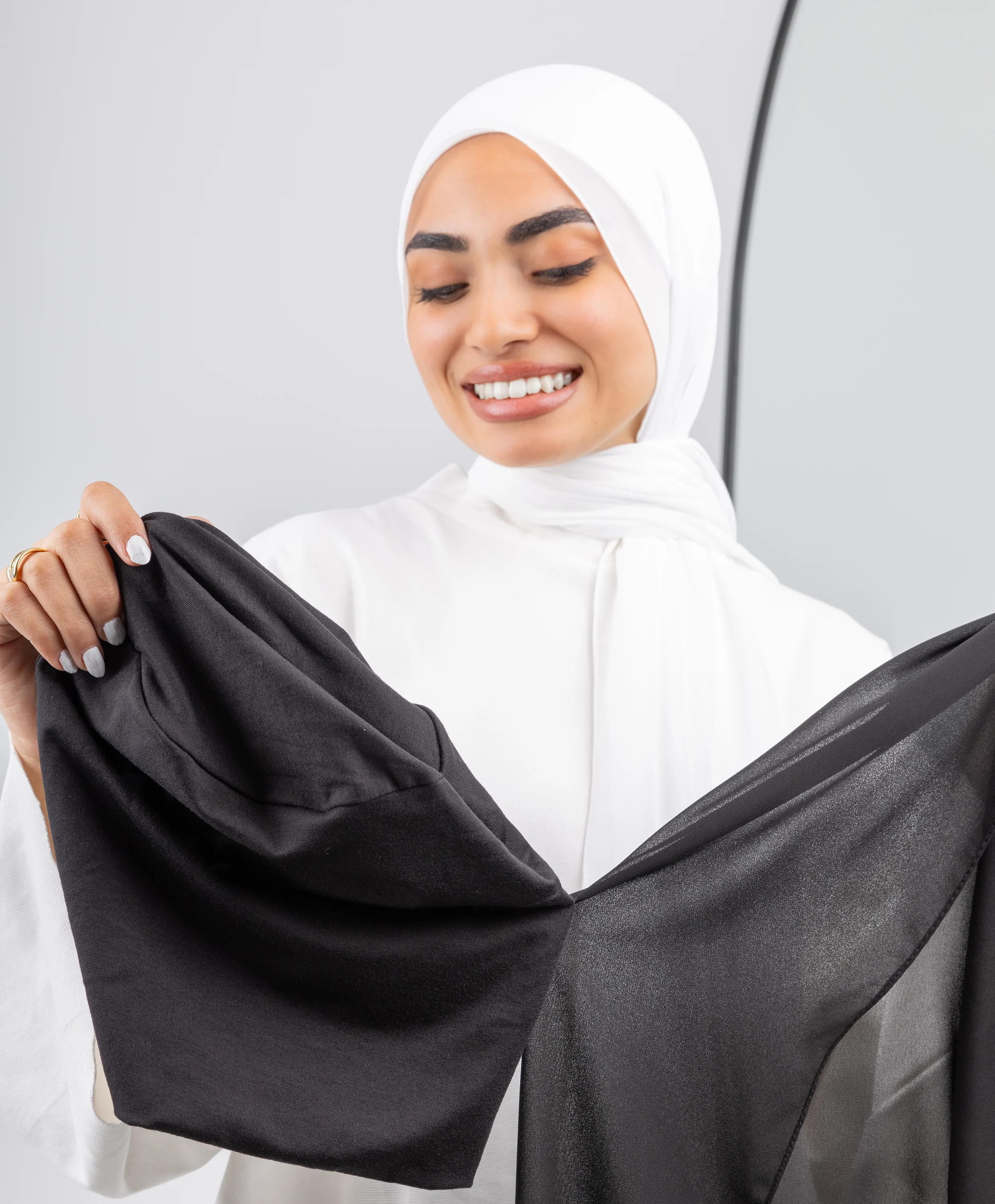 Ready Wrap Chiffon Magnetic Scarf - Image 3