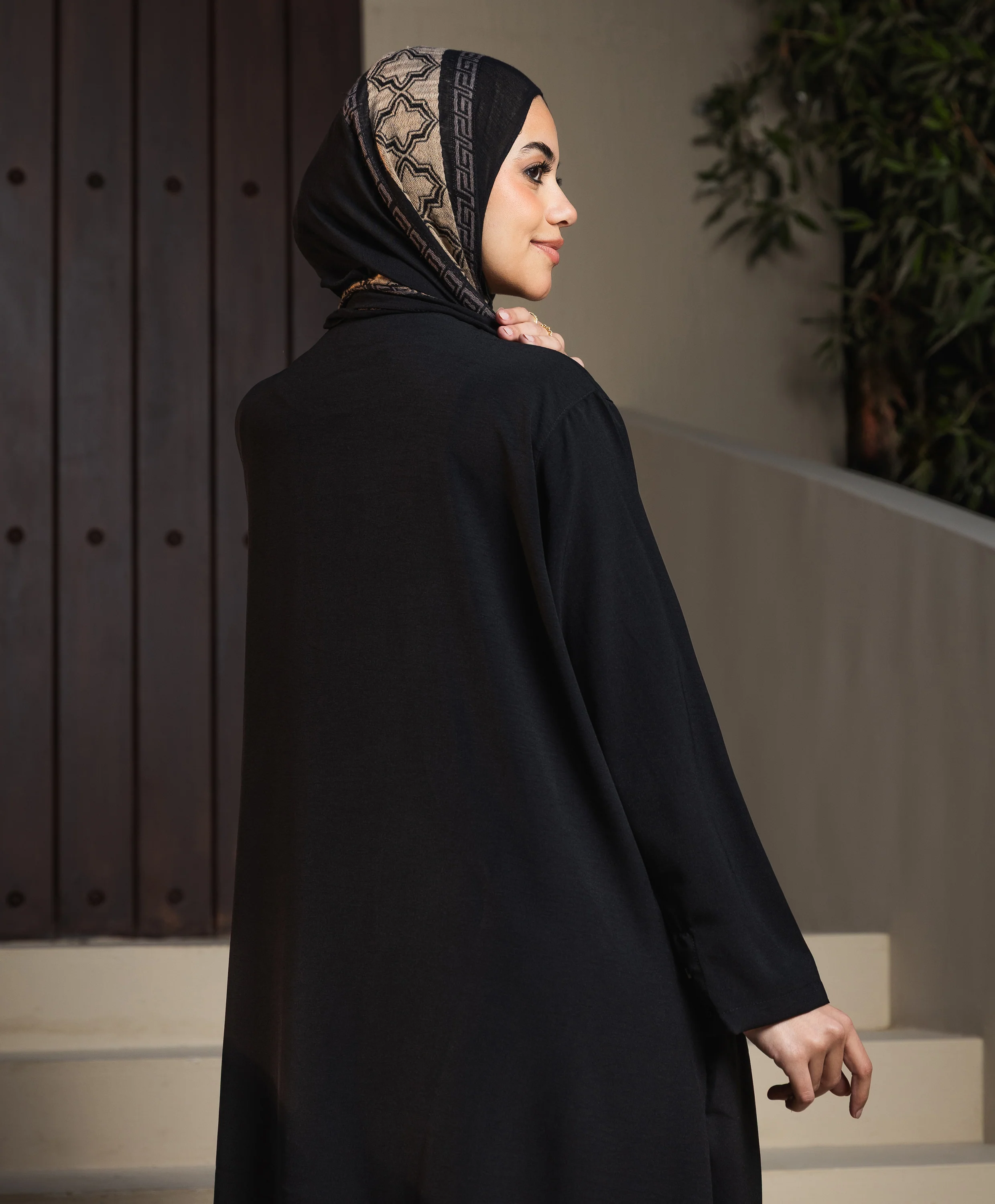 Royal Basic Abaya - Image 4