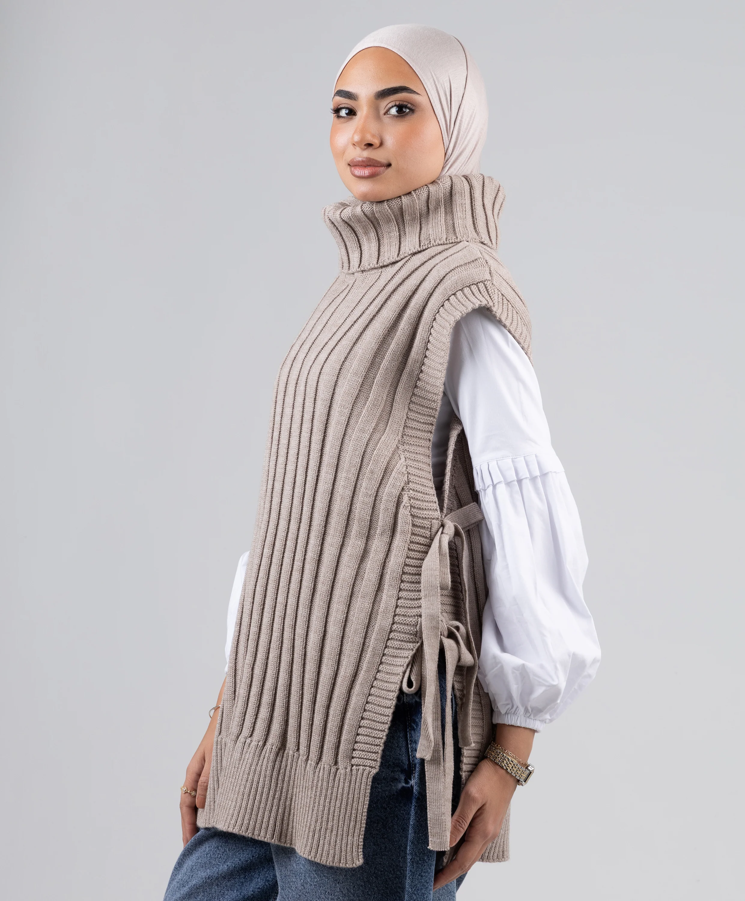 Slouchy Ribbed Vest - Image 4