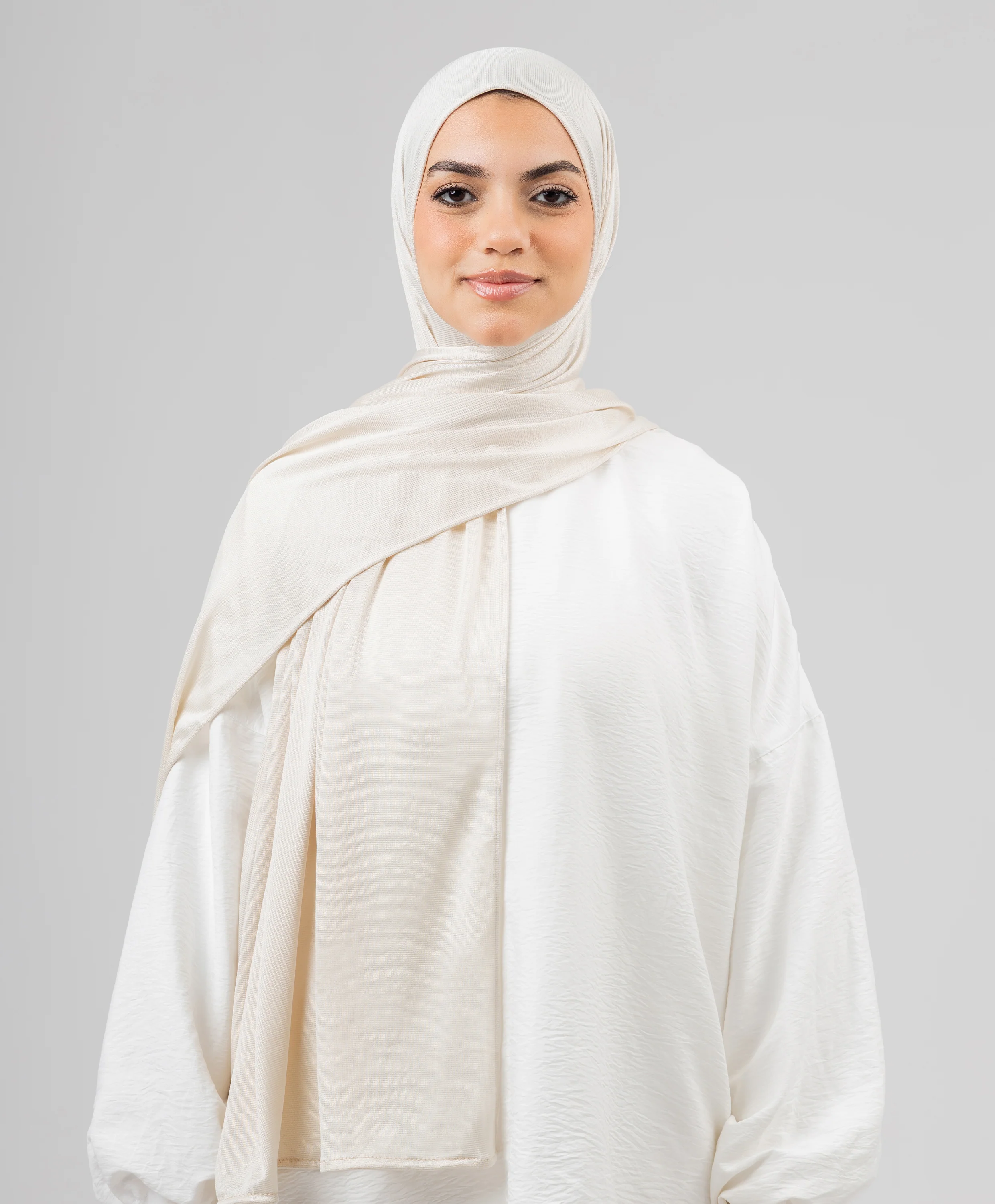 Smooth Kuwaiti Scarf - Image 4