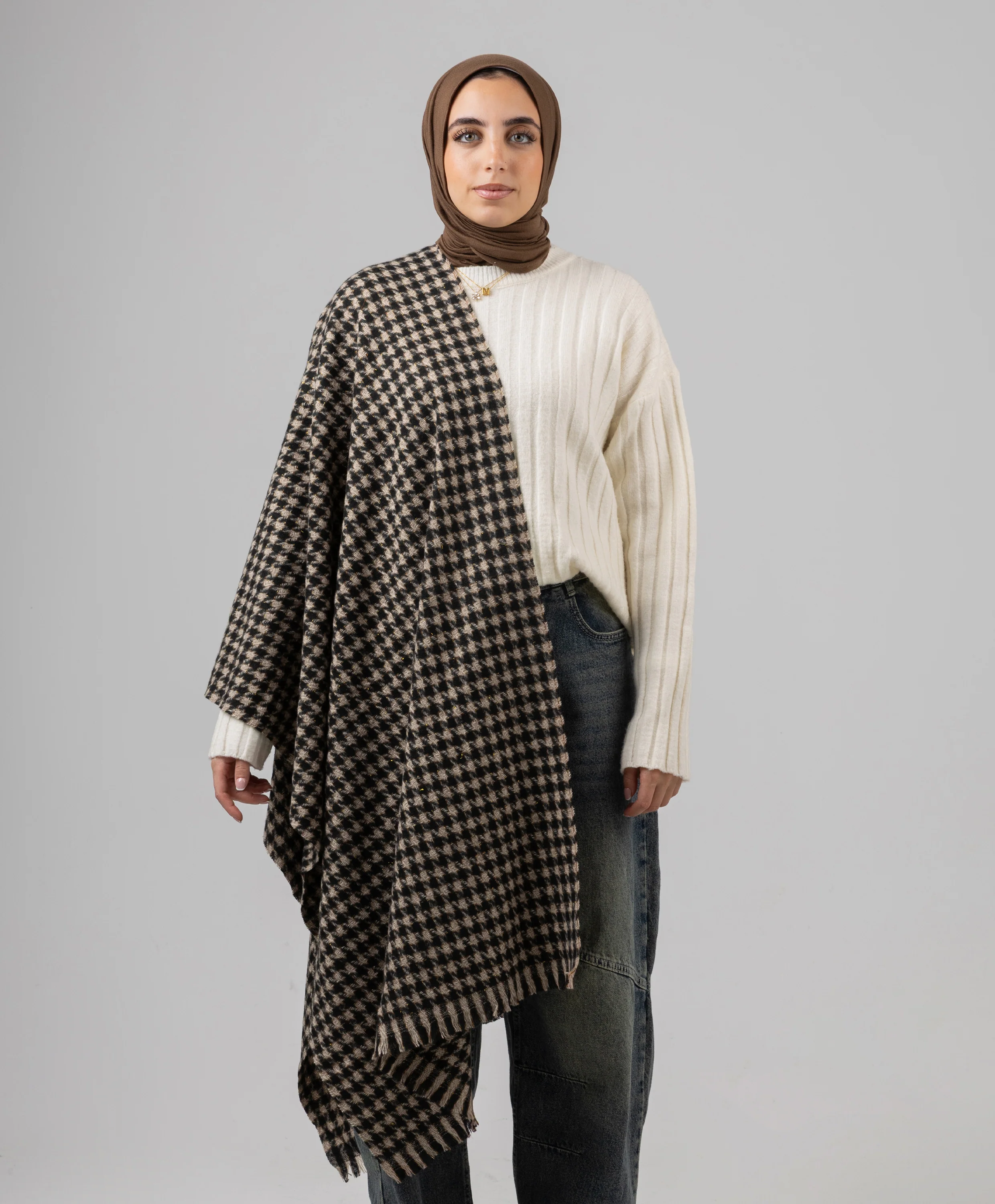 Squarish Winter Shawl - Image 4