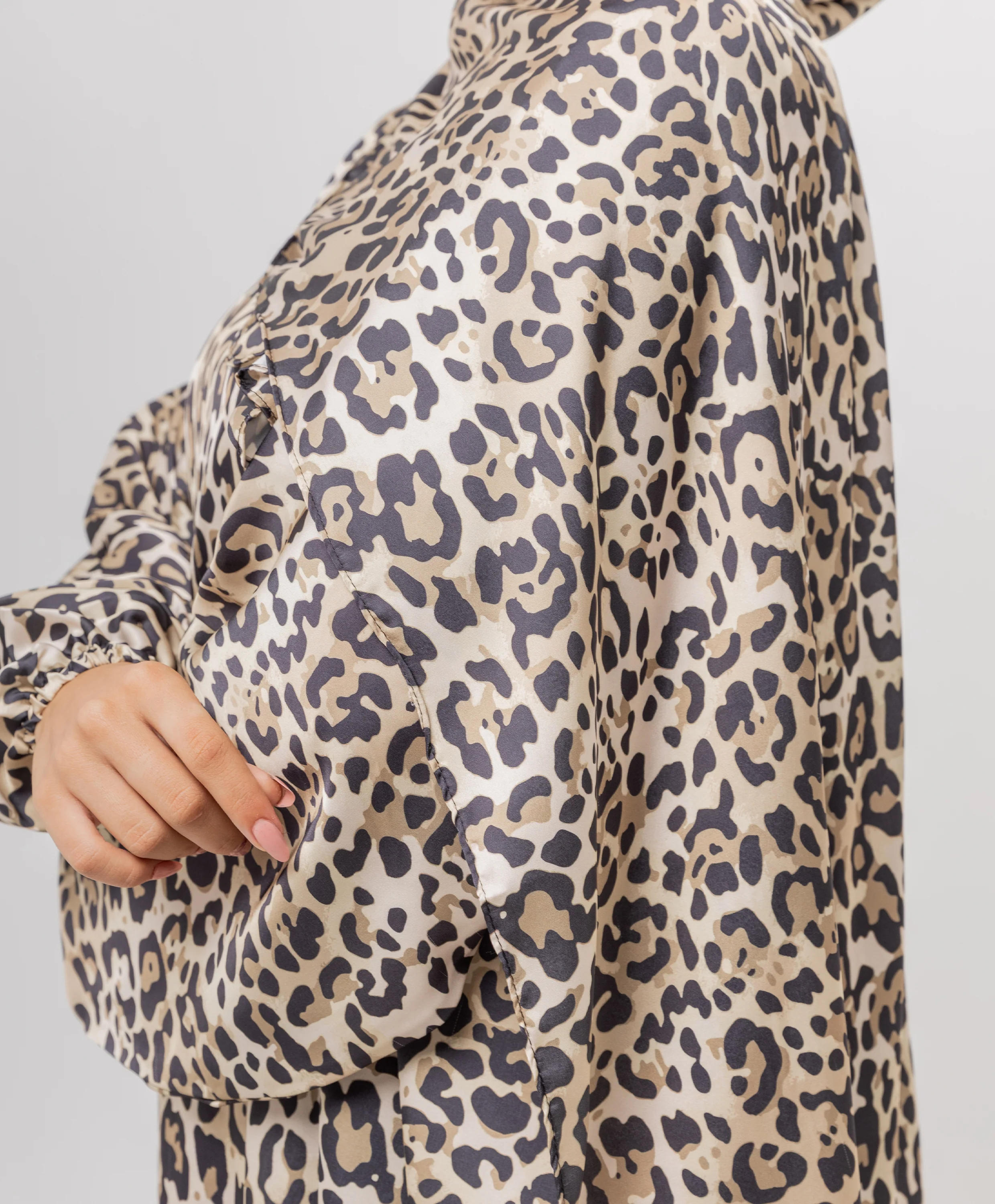 Leopard Satin Isdal - Image 2