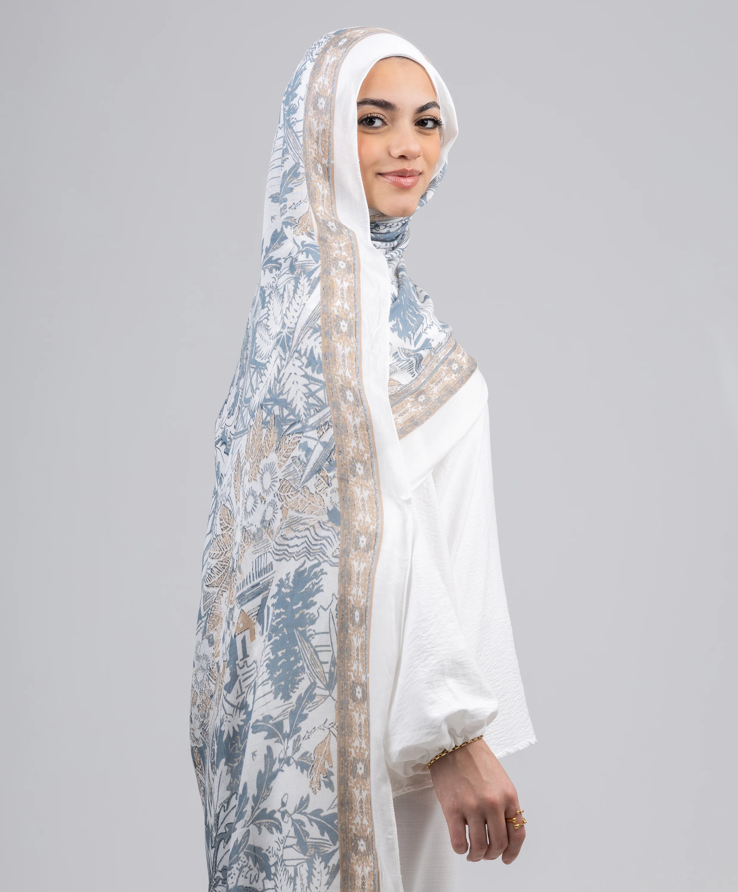 Vista Modal Scarf