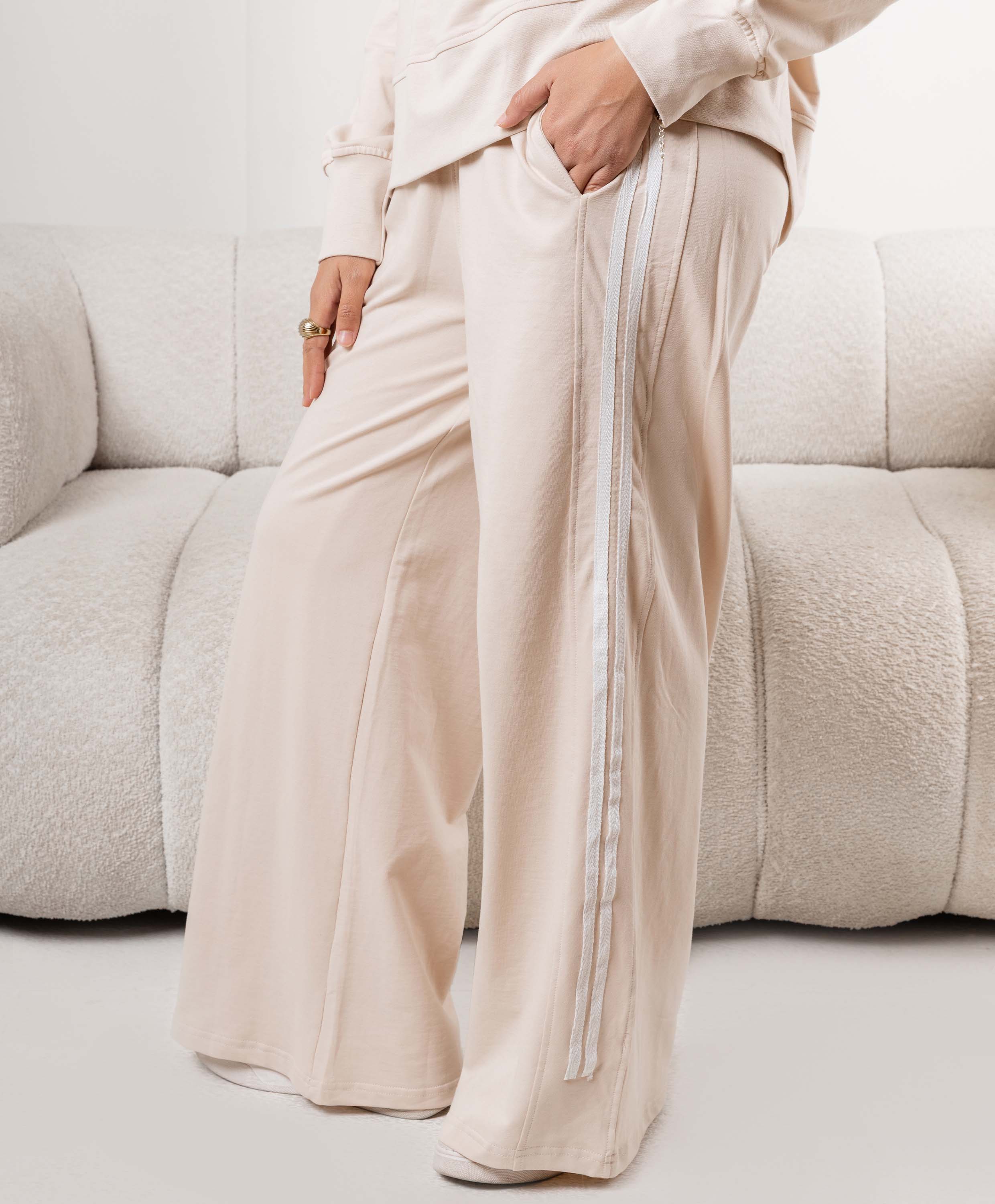 White Stripes Cotton Set - Image 3